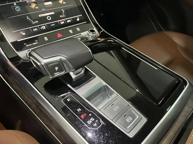 2020 AUDI Q7 VIN WAUAGC4M3LD023829 — фото 10