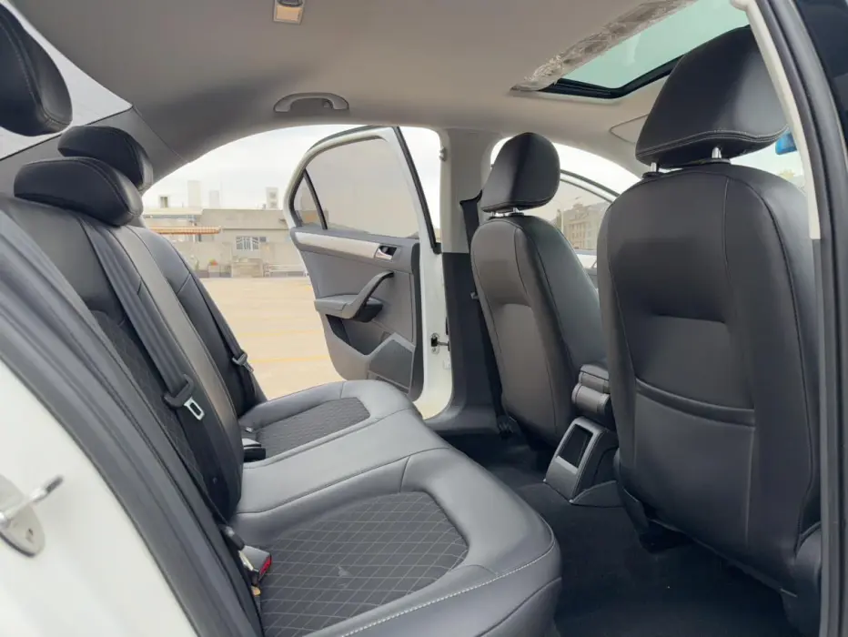 2018 SKODA RAPID VIN LSVNX4NG4JN039917 — фото 13