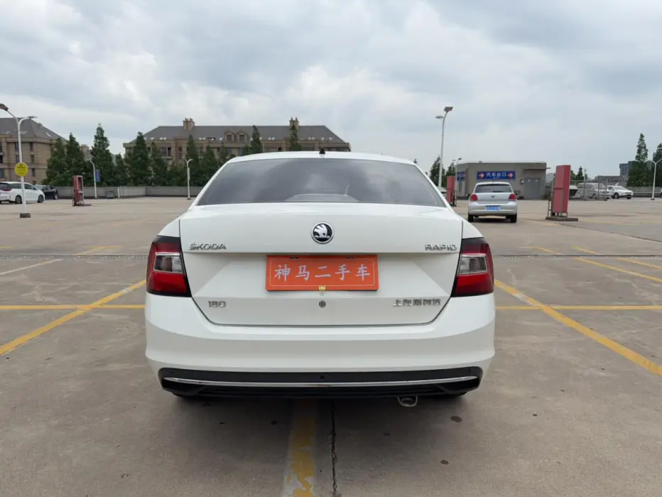 2018 SKODA RAPID VIN LSVNX4NG4JN039917 — фото 5