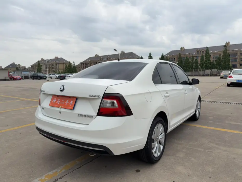 2018 SKODA RAPID VIN LSVNX4NG4JN039917 — фото 6