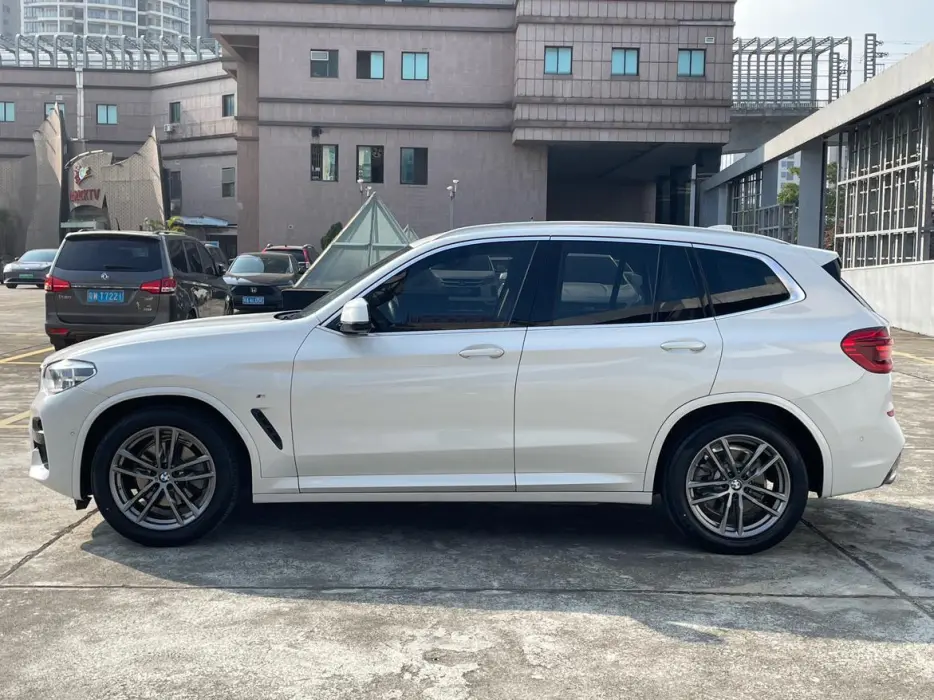 2020 BMW X3 VIN LBVTZ4108LSW56171 — фото 26