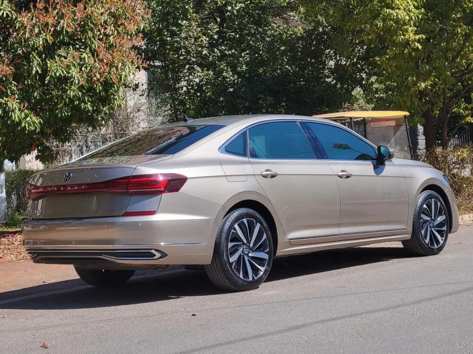2022 VOLKSWAGEN PASSAT VIN LSVDF6C43MN126179 — фото 4