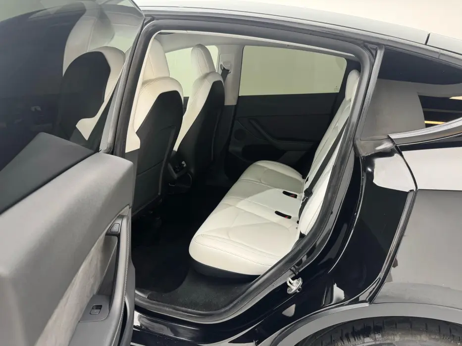 2022 TESLA MODEL Y VIN LRWYGCFS0NC284774 — фото 13