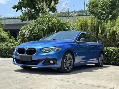 BMW 1 SERIES 2018, VIN LBV2Y3107JML03057