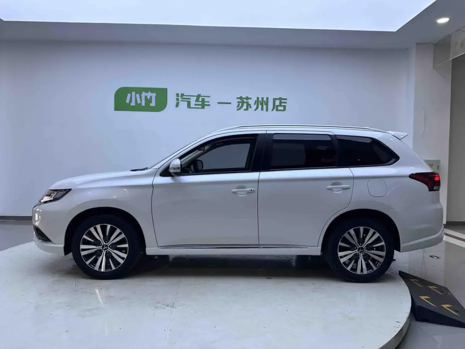2023 MITSUBISHI OUTLANDER VIN LL66HAB02MB053696 — фото 4