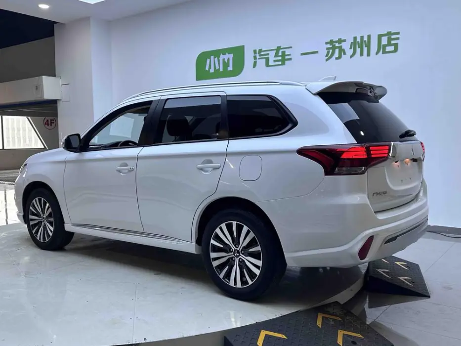 2023 MITSUBISHI OUTLANDER VIN LL66HAB02MB053696 — фото 5
