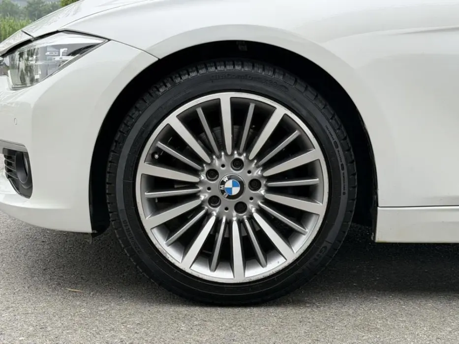 2019 BMW 3ER VIN LBV8W3101KMP39324 — фото 7