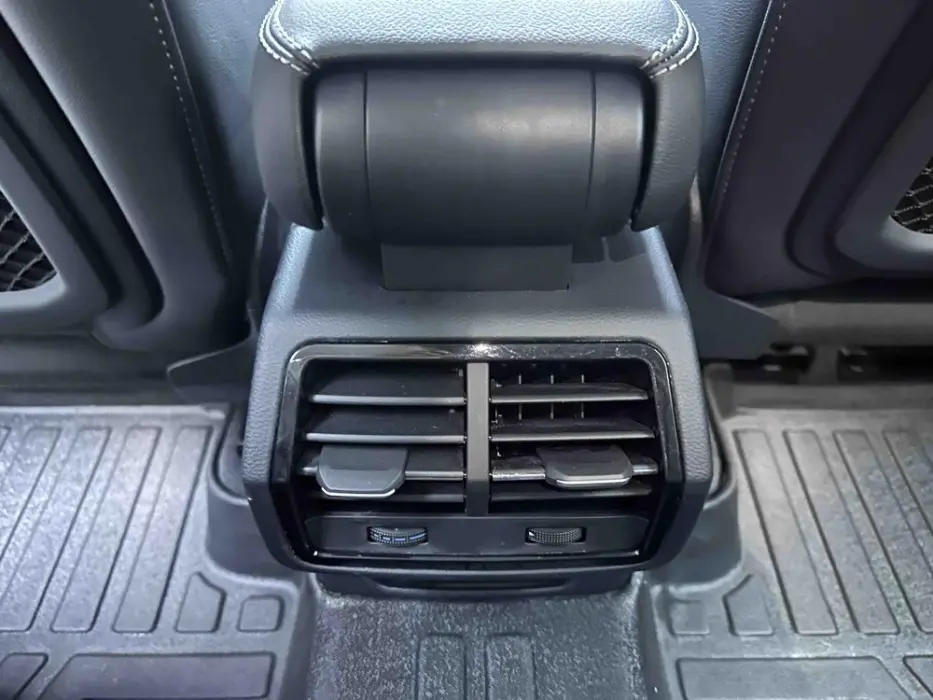 2023 AUDI Q3 VIN LFV2B2F34P7711873 — фото 10