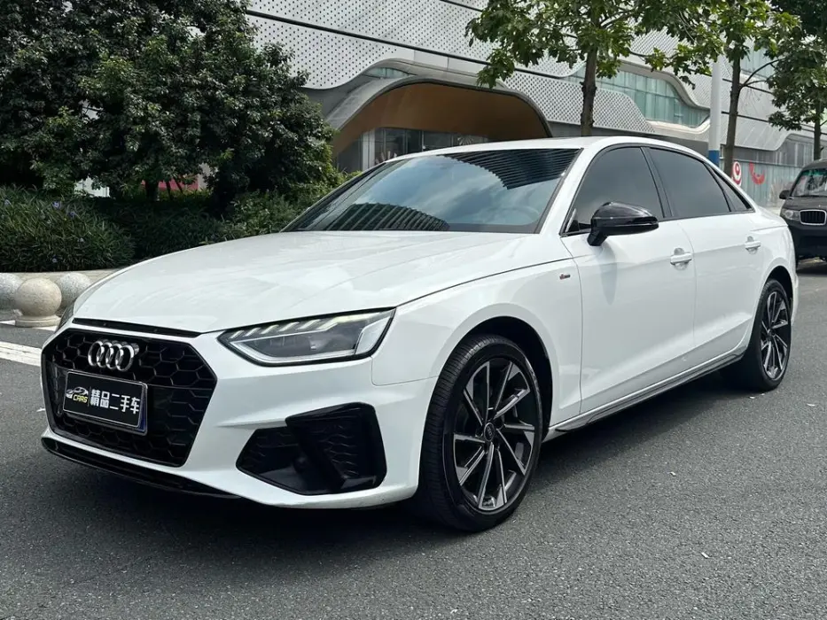 AUDI A4 2023, VIN N/A