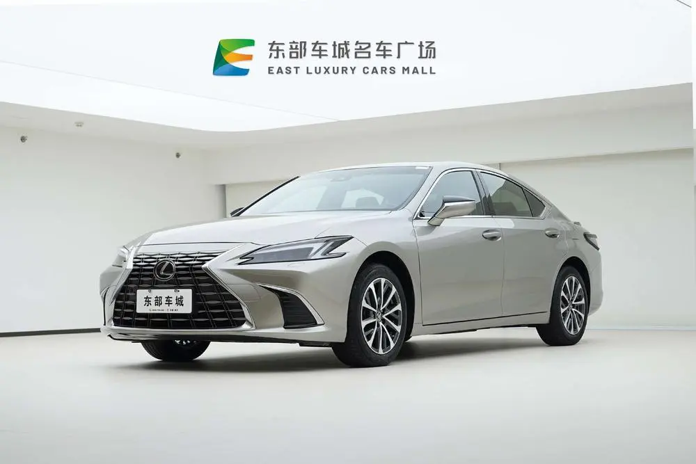 LEXUS ES 2025, VIN N/A