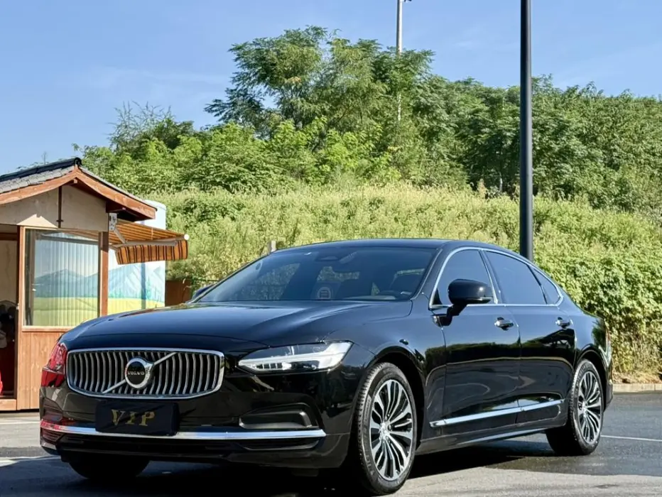 VOLVO S90 2023, VIN N/A