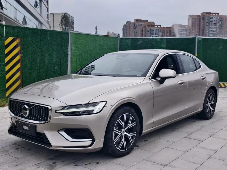 VOLVO S60 2025, VIN N/A