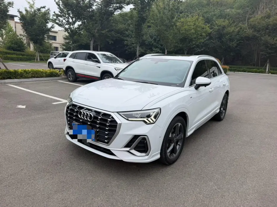 AUDI Q3 2022, VIN N/A