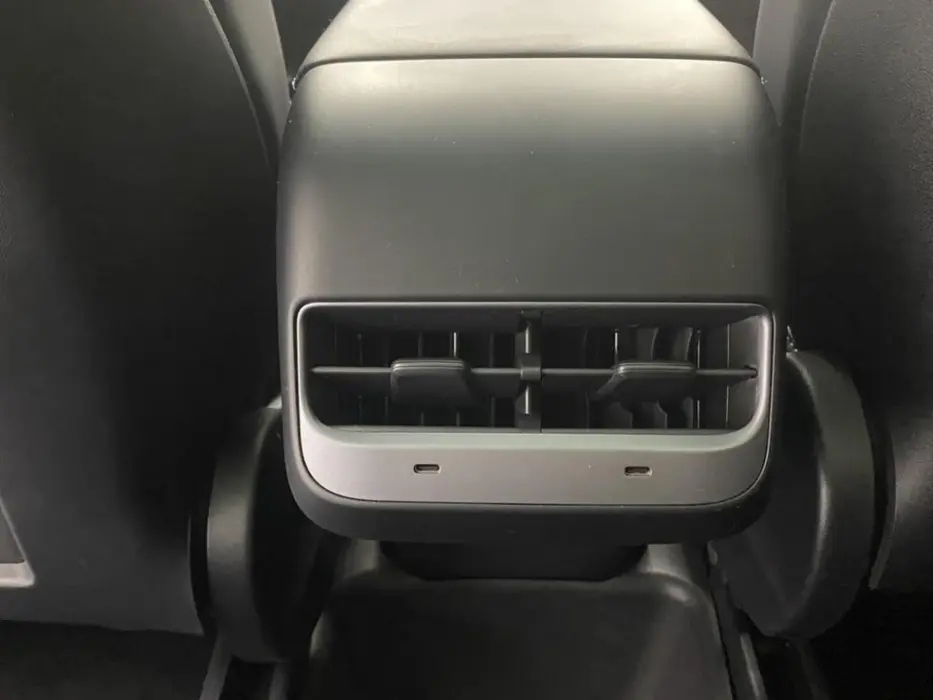 2023 TESLA MODEL Y VIN LRWYGCFS7PC921498 — фото 12