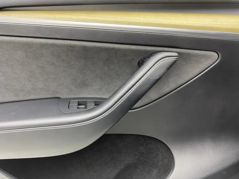 2023 TESLA MODEL Y VIN LRWYGCFS7PC921498 — фото 26