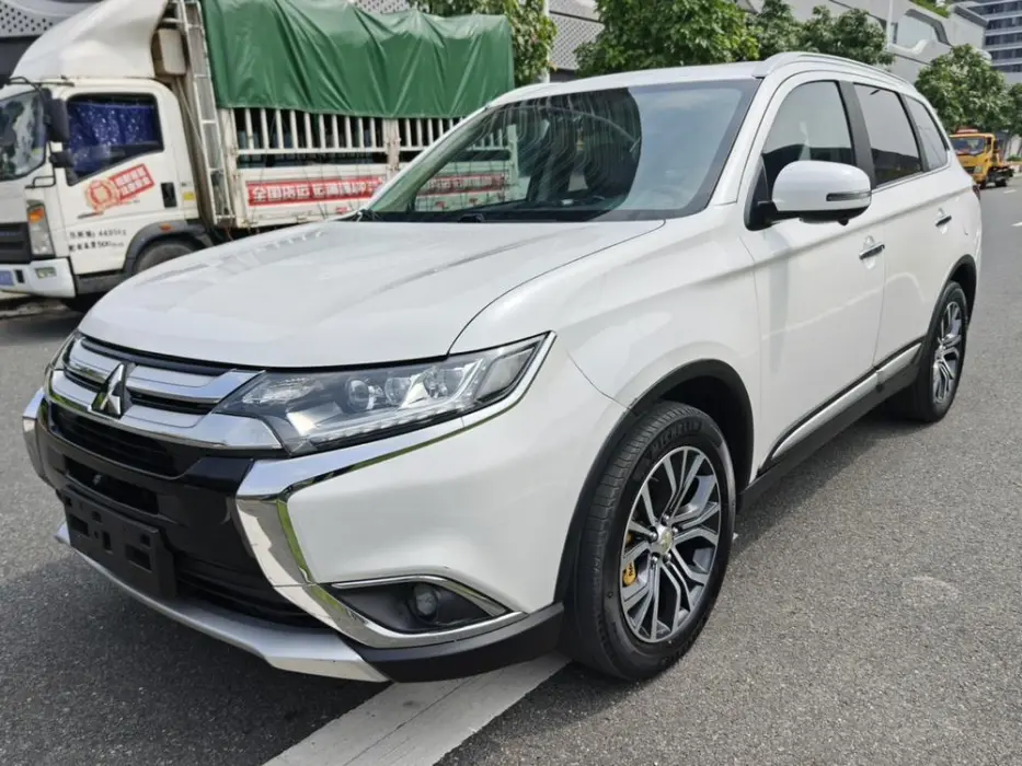 MITSUBISHI OUTLANDER 2017, VIN N/A