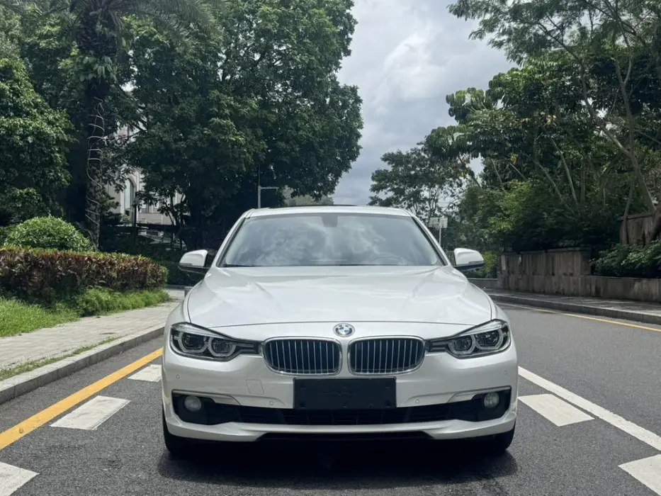2019 BMW 3ER VIN LBV8W3109KMP39846 — фото 2