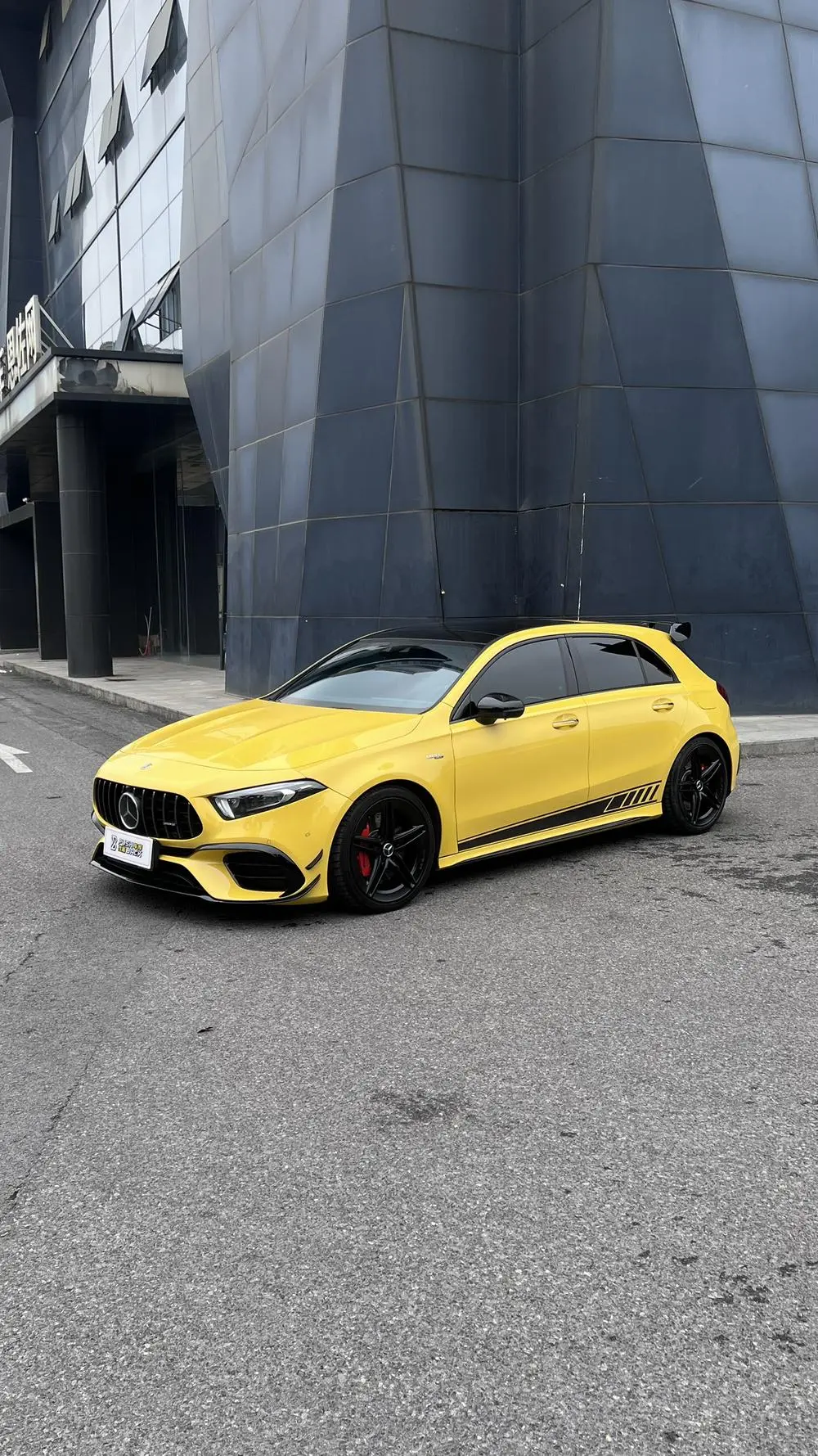 MERCEDES-BENZ A-KLASSE AMG 2021, VIN N/A