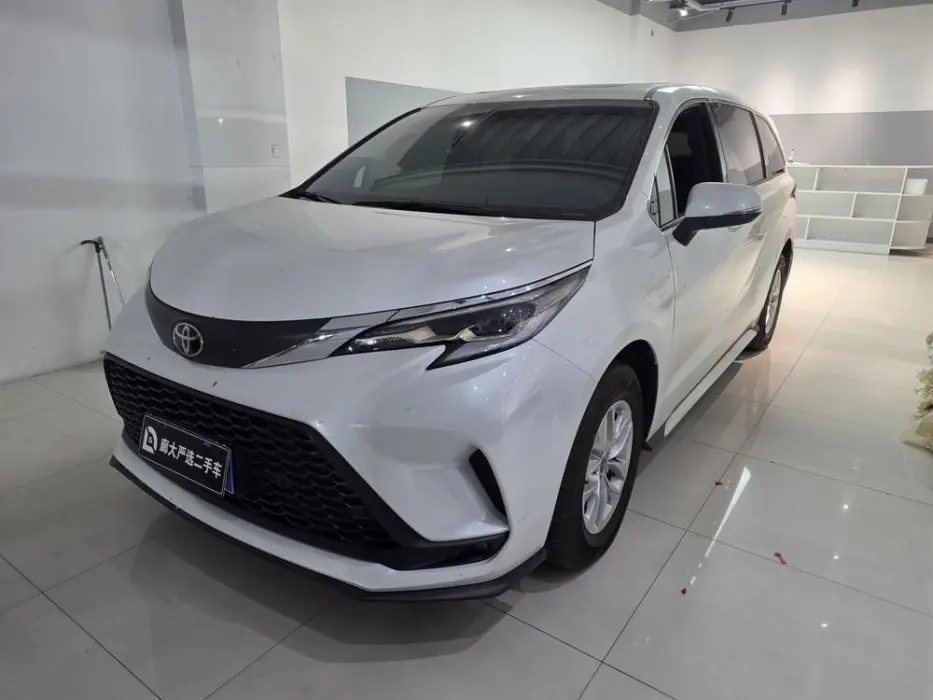 TOYOTA GRANVIA 2026, VIN N/A