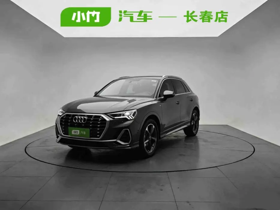 AUDI Q3 2022, VIN N/A