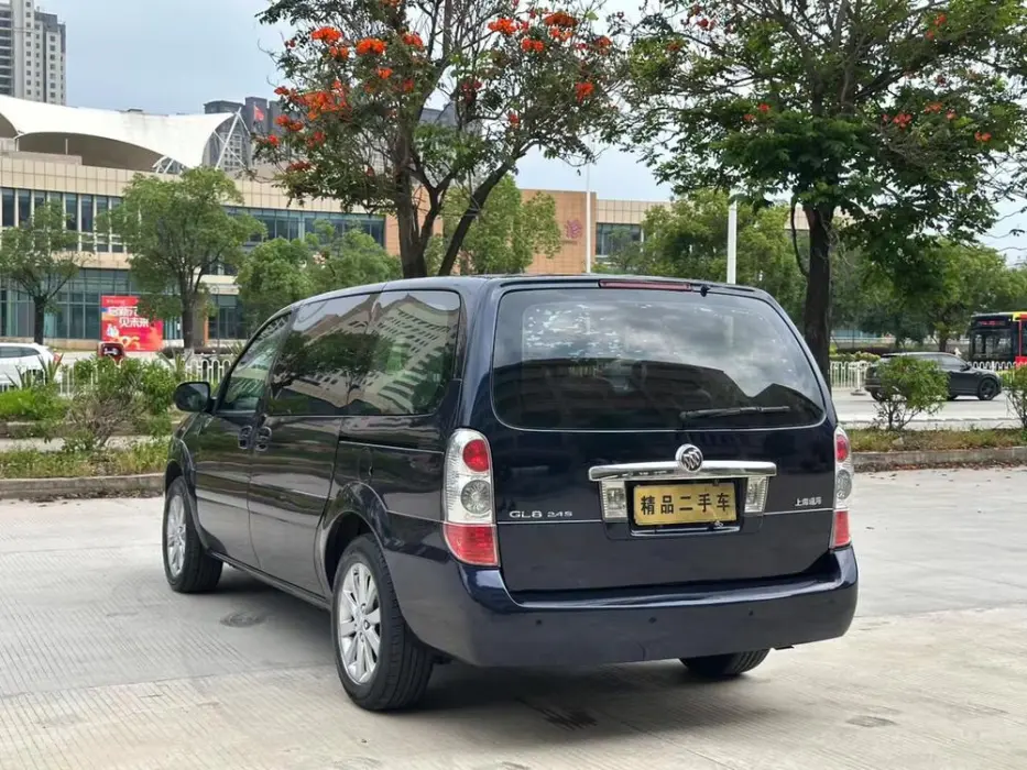 2017 BUICK GL8 VIN LSGUD84X1GE073861 — фото 4