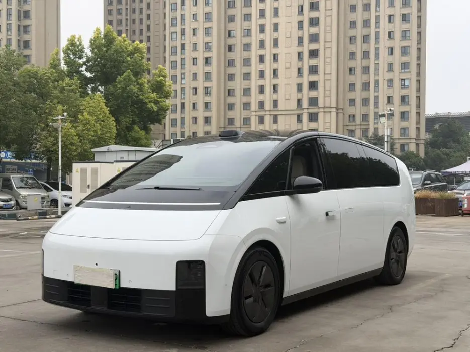 LI XIANG MEGA 2025, VIN N/A