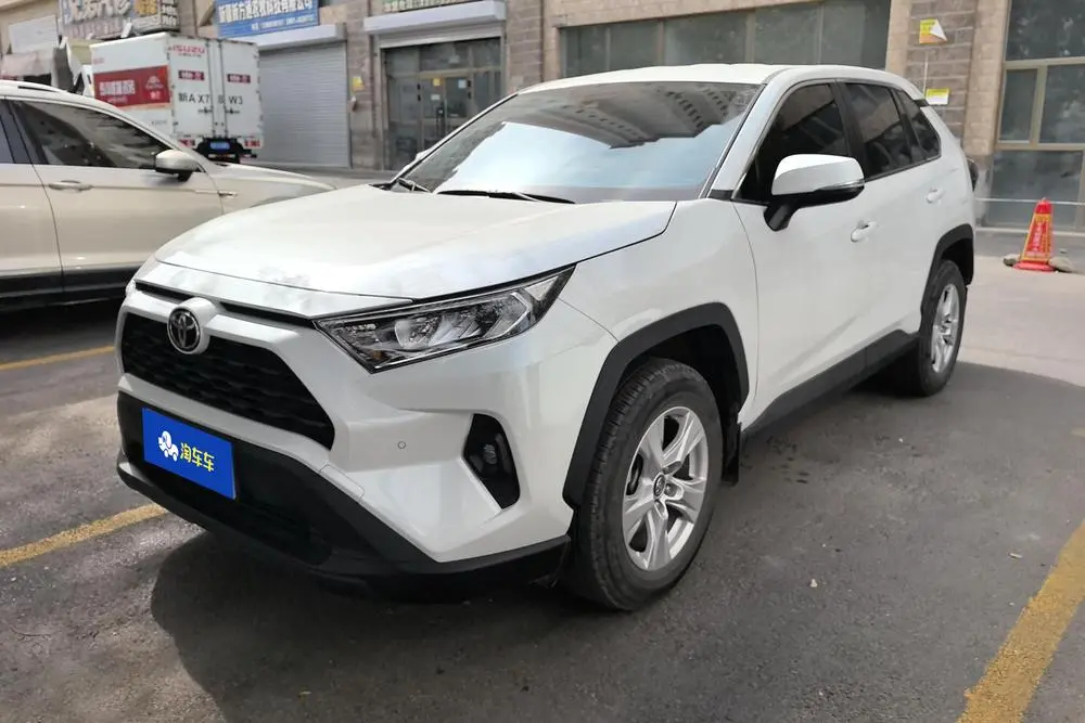 TOYOTA RAV 4 2024, VIN N/A