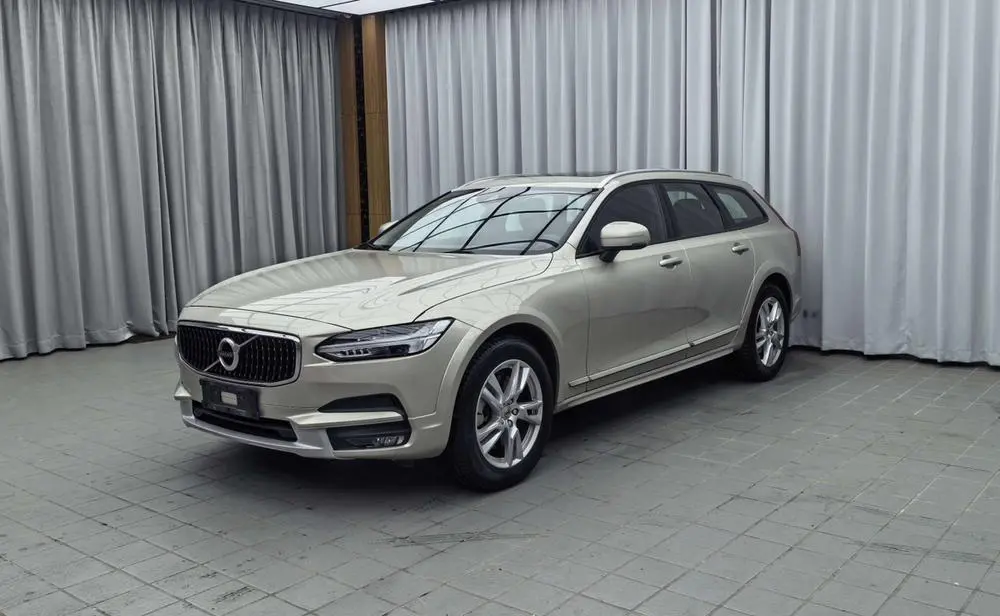 VOLVO V90 2019, VIN N/A