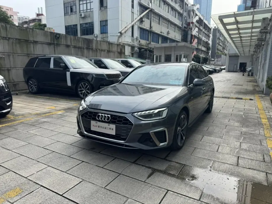 AUDI A4 2023, VIN N/A