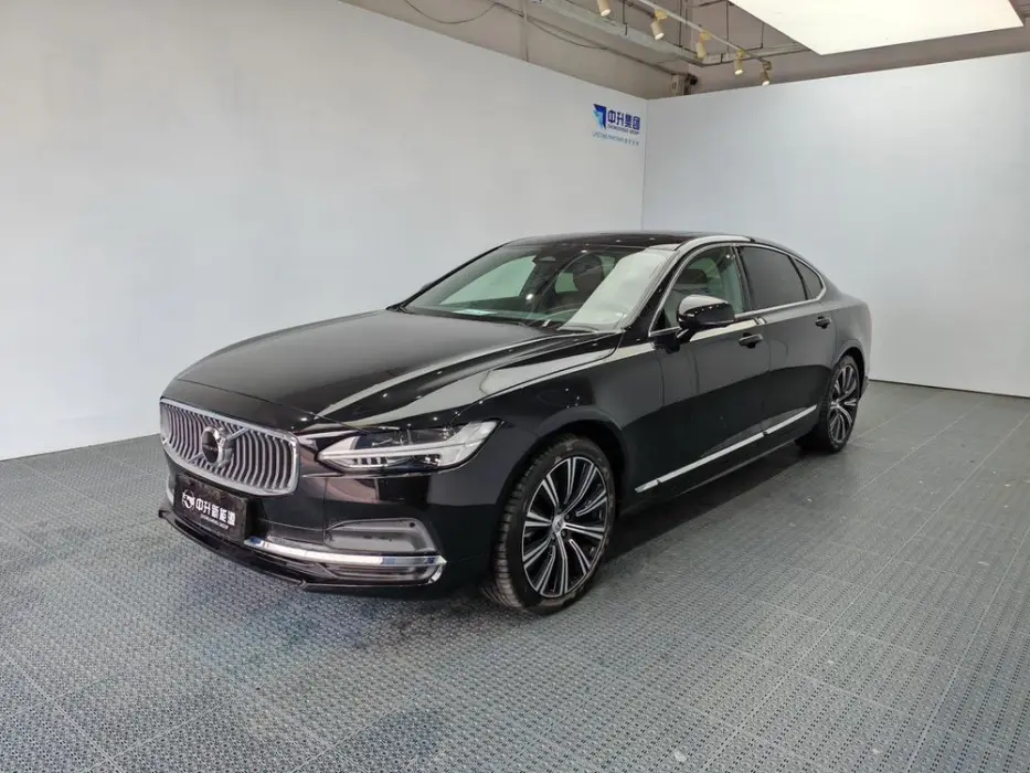 VOLVO S90 2025, VIN N/A