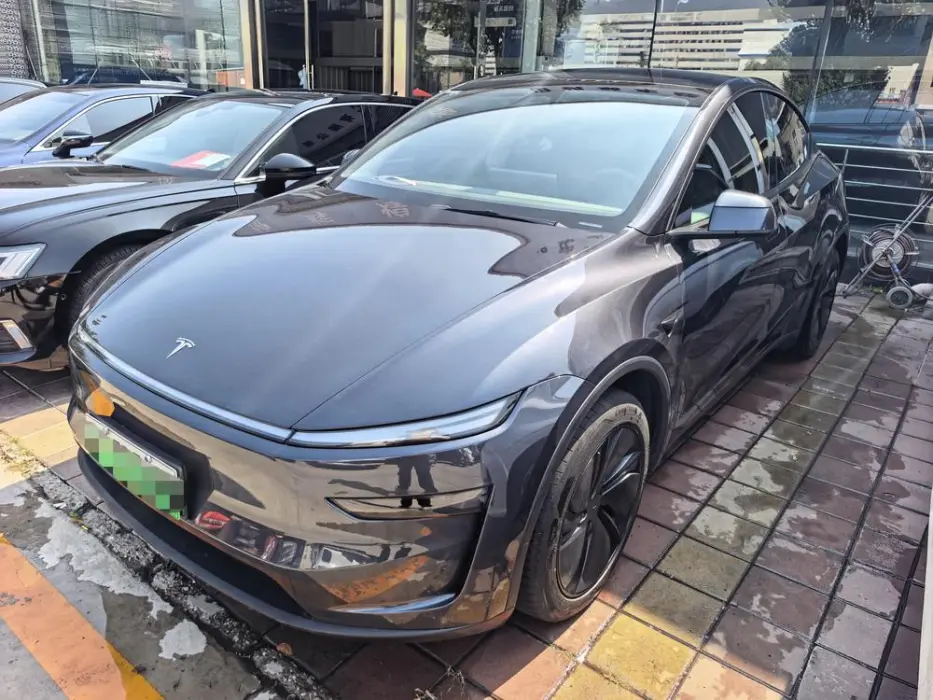 TESLA MODEL Y 2025, VIN N/A