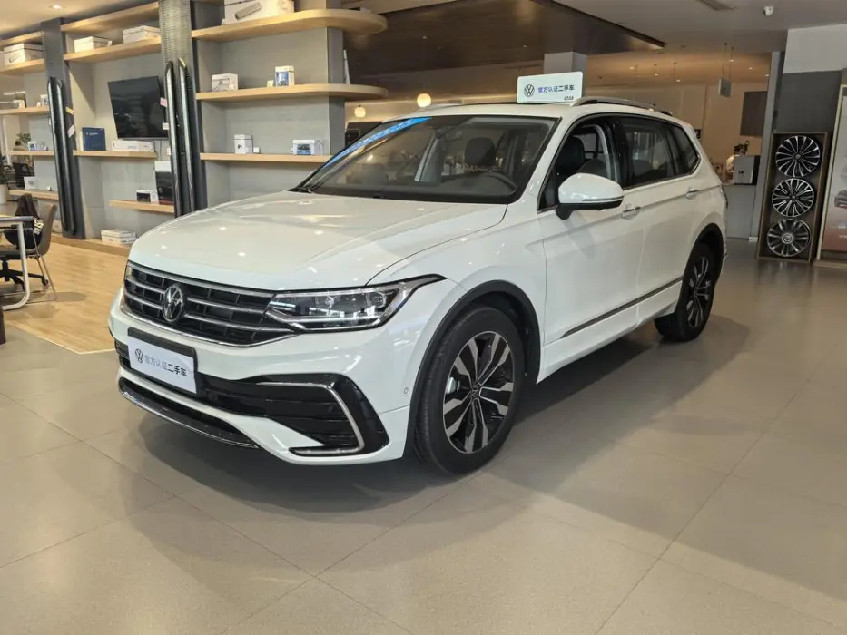 VOLKSWAGEN TIGUAN 2025, VIN N/A