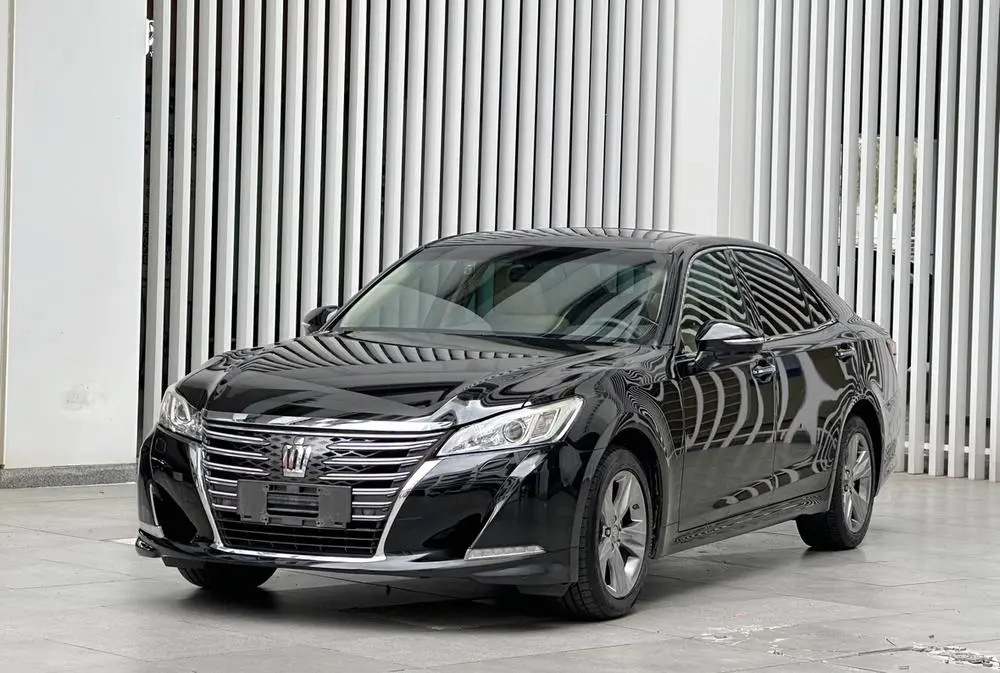 TOYOTA CROWN 2015, VIN N/A