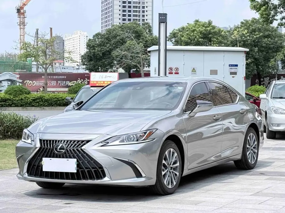 LEXUS ES 2023, VIN N/A