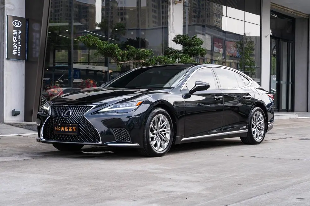 LEXUS LS 2023, VIN N/A