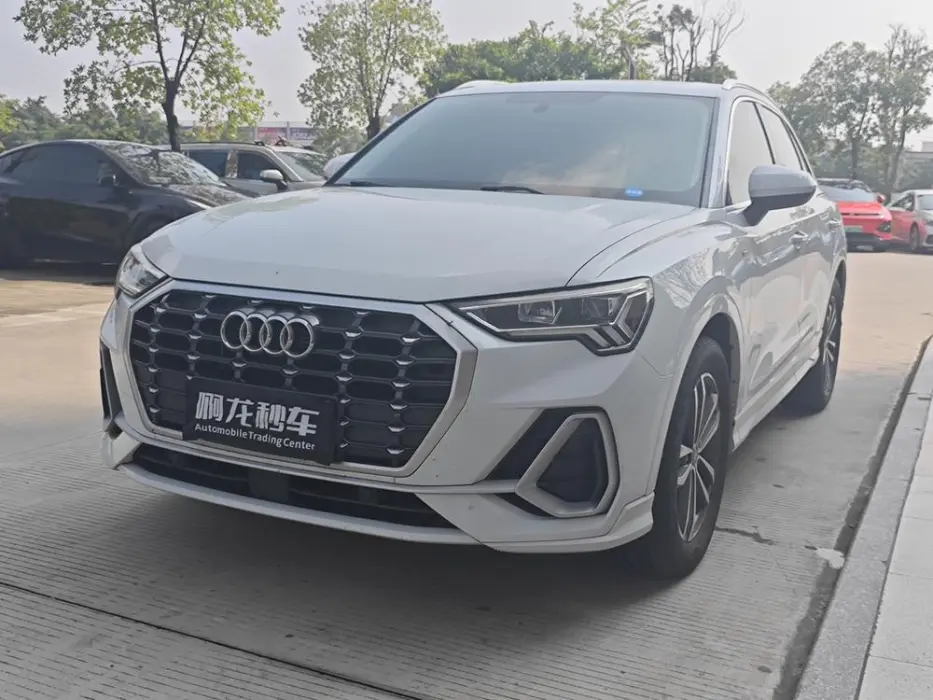 AUDI Q3 2022, VIN N/A