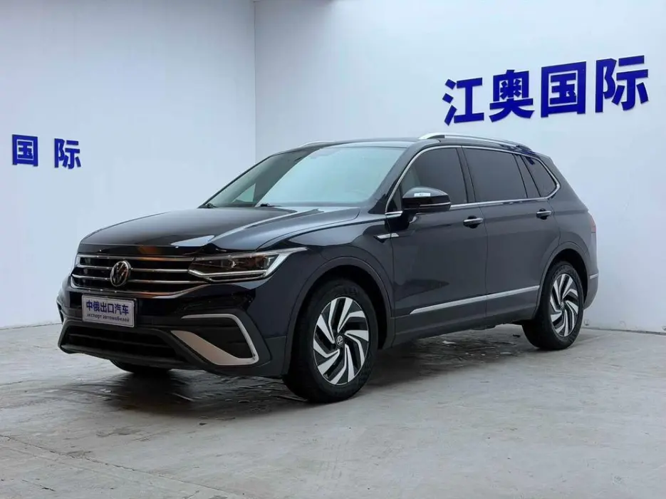 VOLKSWAGEN TIGUAN 2023, VIN N/A