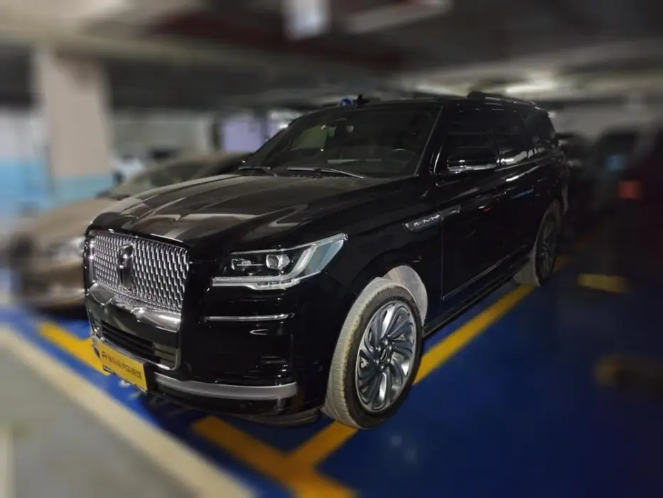 LINCOLN NAVIGATOR 2024, VIN N/A