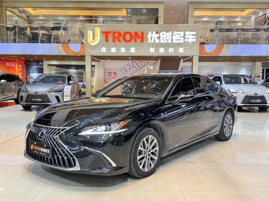 LEXUS ES 2024, VIN N/A