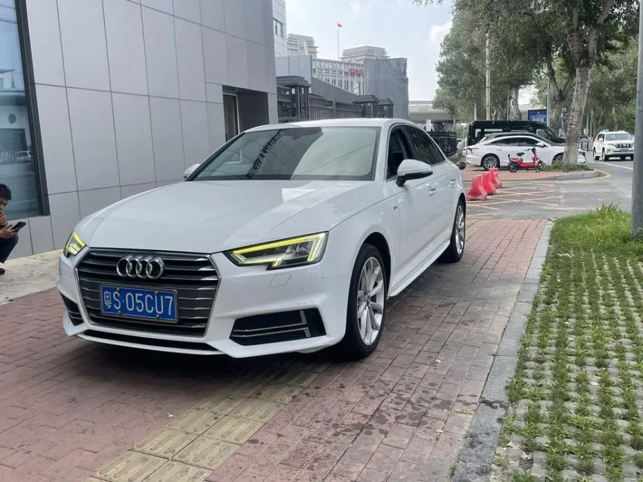 AUDI A4 2018, VIN N/A