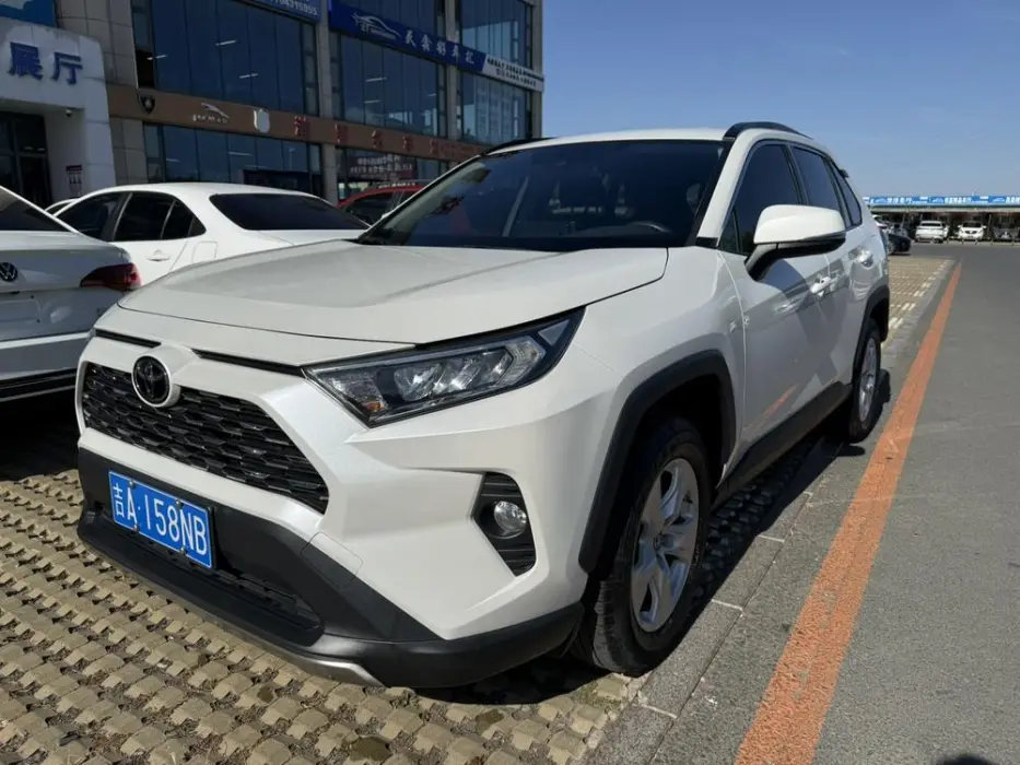 TOYOTA RAV 4 2021, VIN N/A