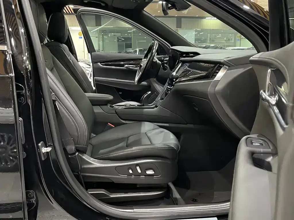 2021 CADILLAC XT6 VIN LSGNL83L0MA152351 — фото 4