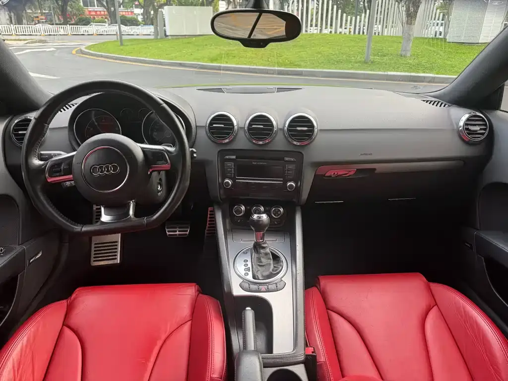 2011 AUDI TT VIN TRUAFB8J0C1002640 — фото 6
