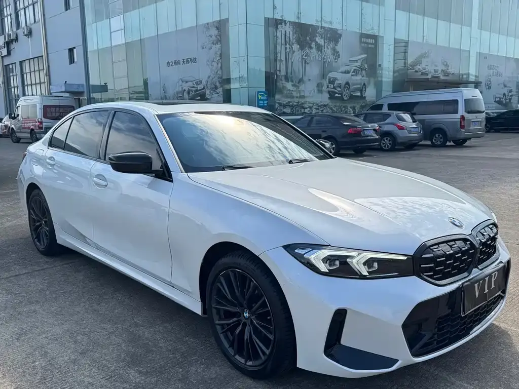 2024 BMW 3ER VIN LBV31FH01RM920692 — фото 3