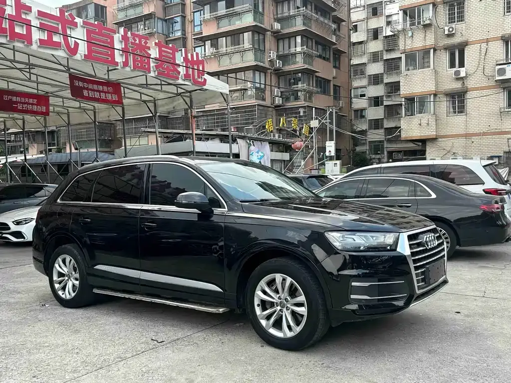 AUDI Q7 2019, VIN N/A