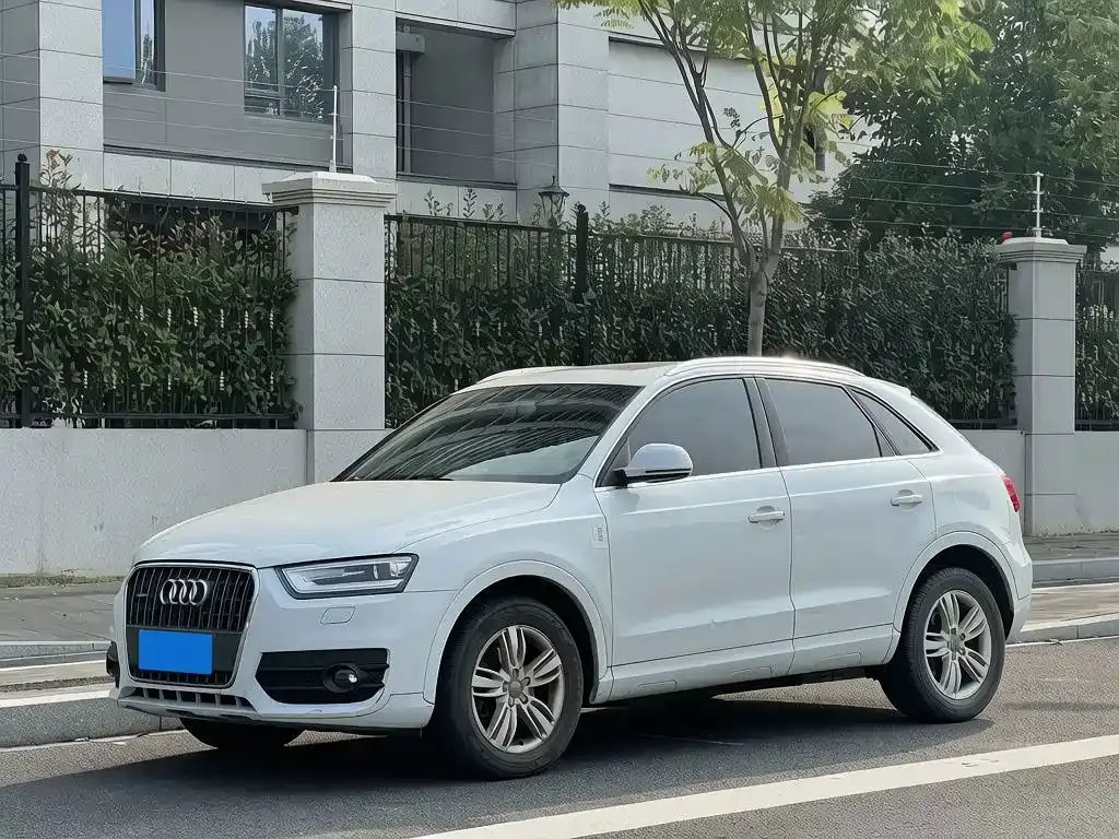 AUDI Q3 2015, VIN N/A