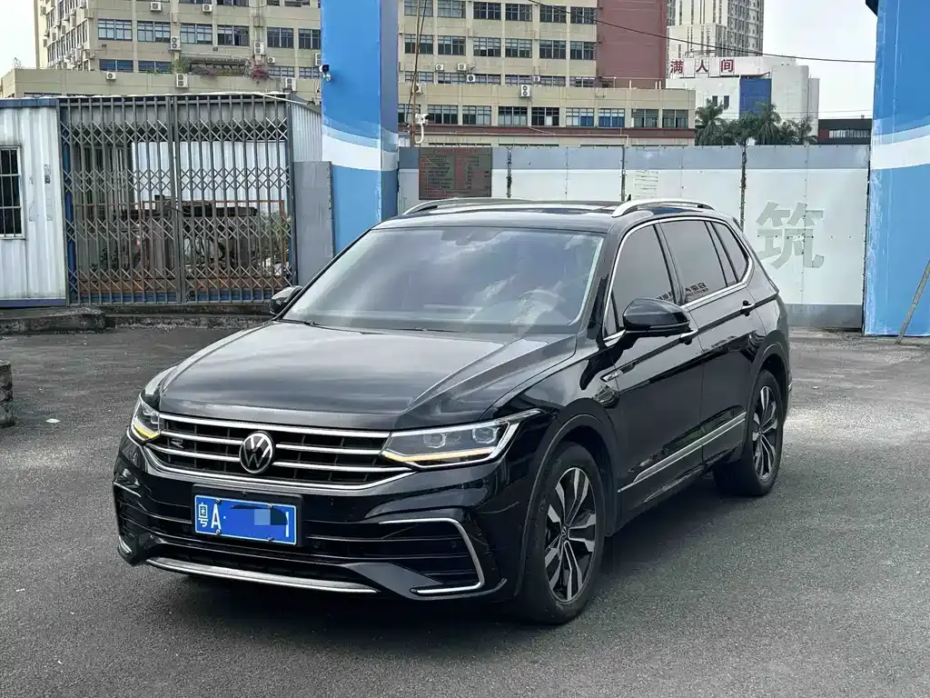 VOLKSWAGEN TIGUAN 2024, VIN N/A