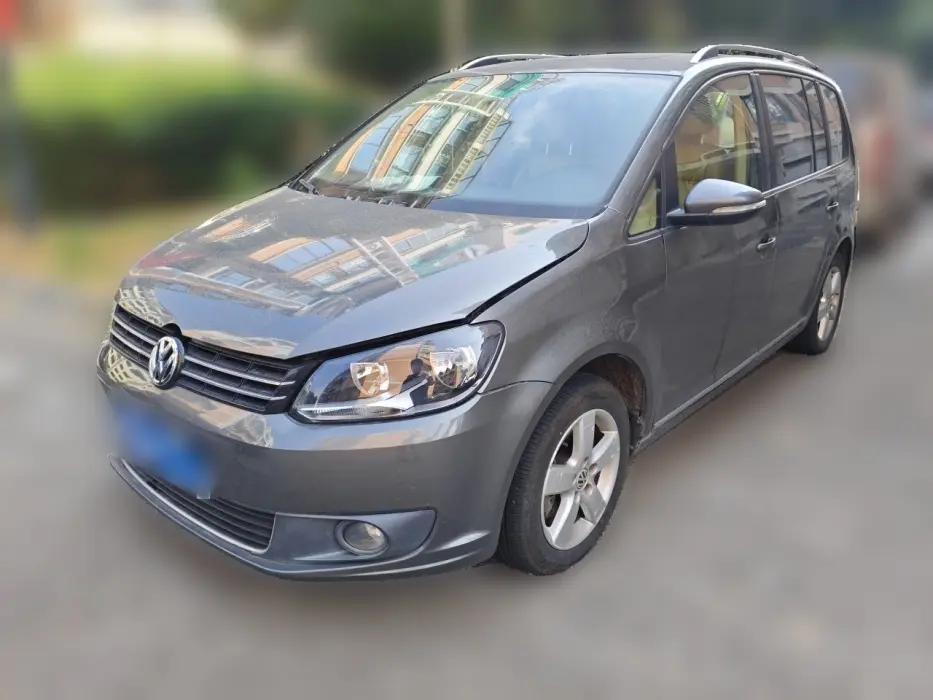 VOLKSWAGEN TOURAN 2011, VIN N/A